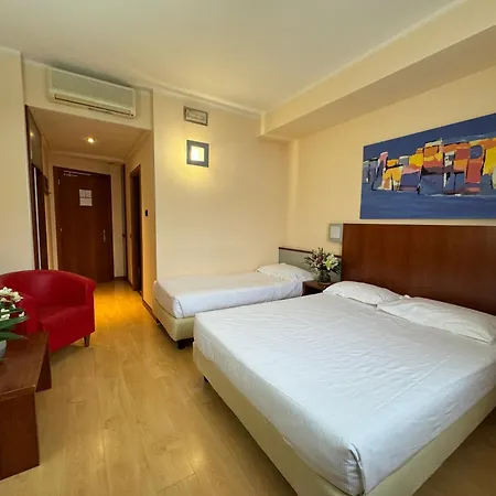 Euro Hotel-3